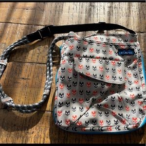 Kavu cross body rope bag